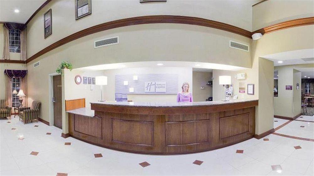 Holiday Inn Express Prince Frederick By Ihg Extérieur photo