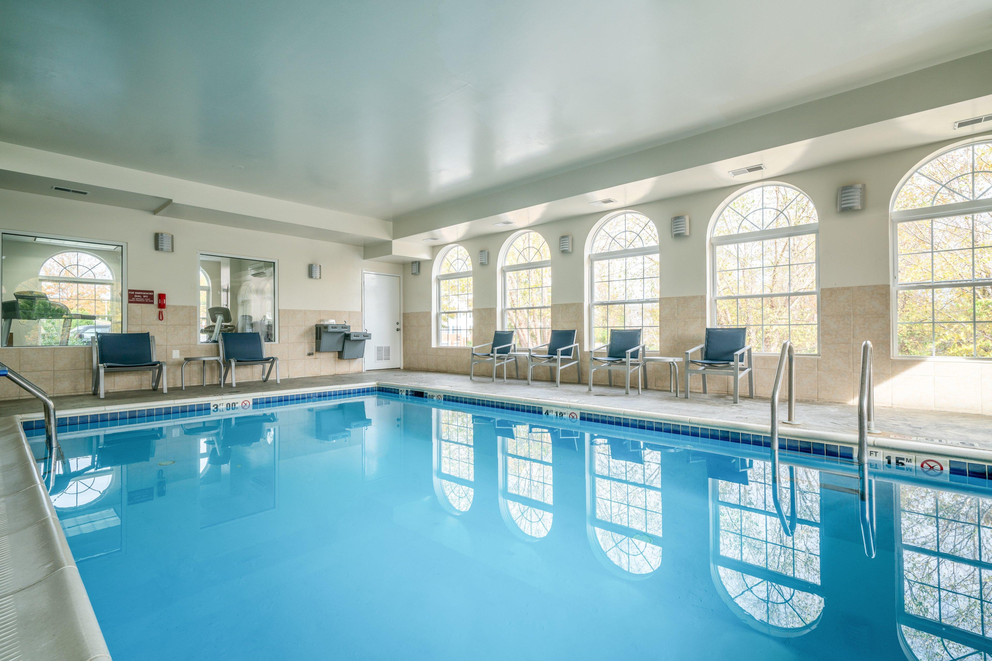 Holiday Inn Express Prince Frederick By Ihg Extérieur photo