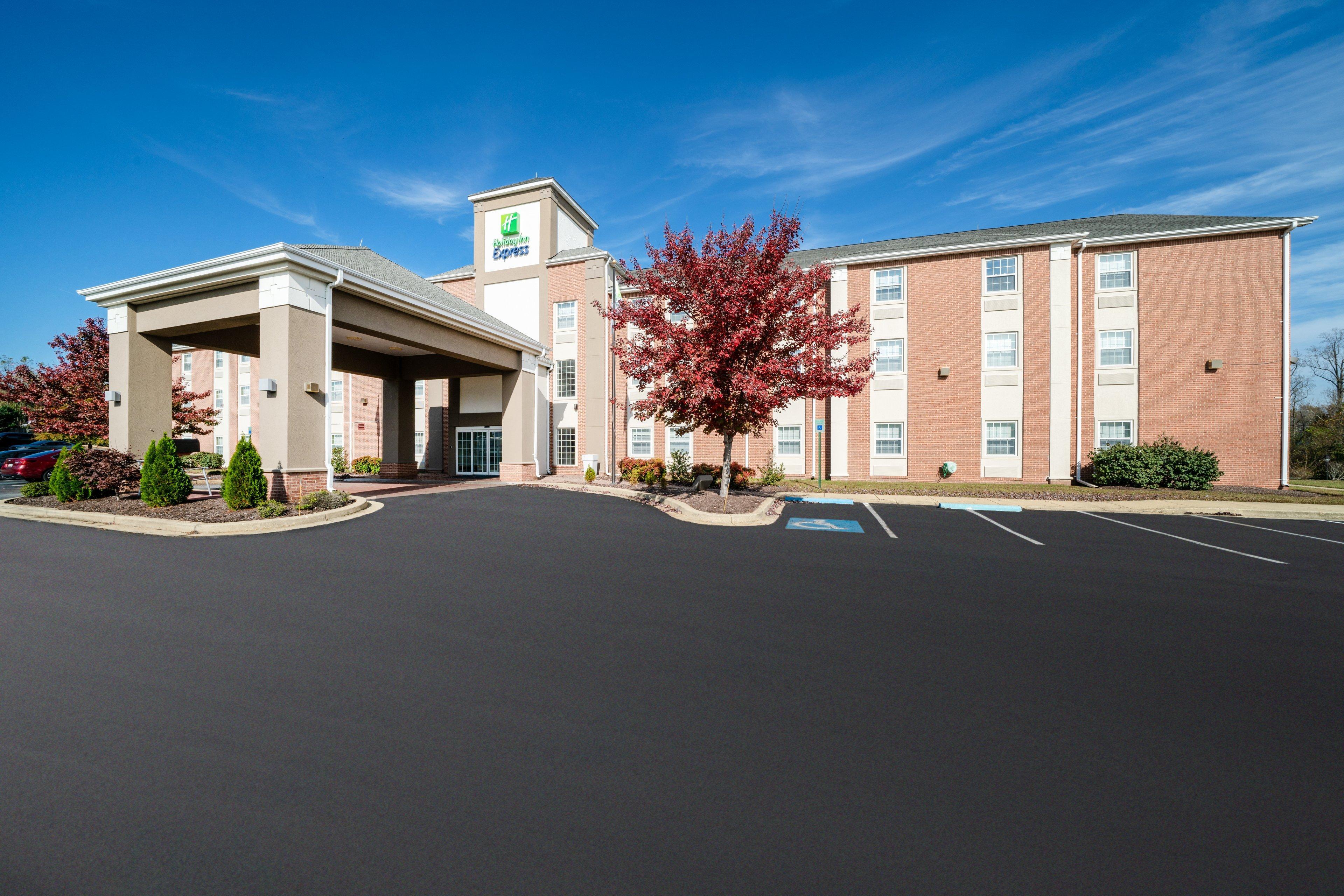 Holiday Inn Express Prince Frederick By Ihg Extérieur photo