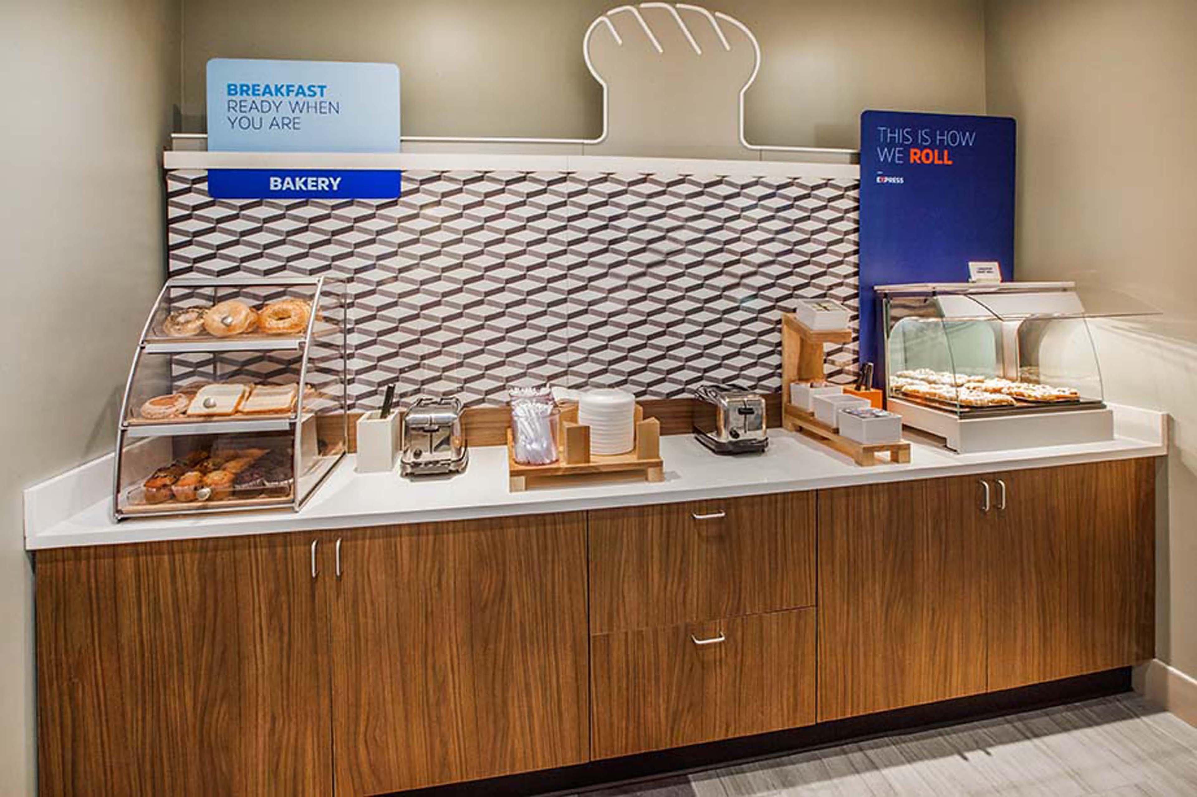 Holiday Inn Express Prince Frederick By Ihg Extérieur photo