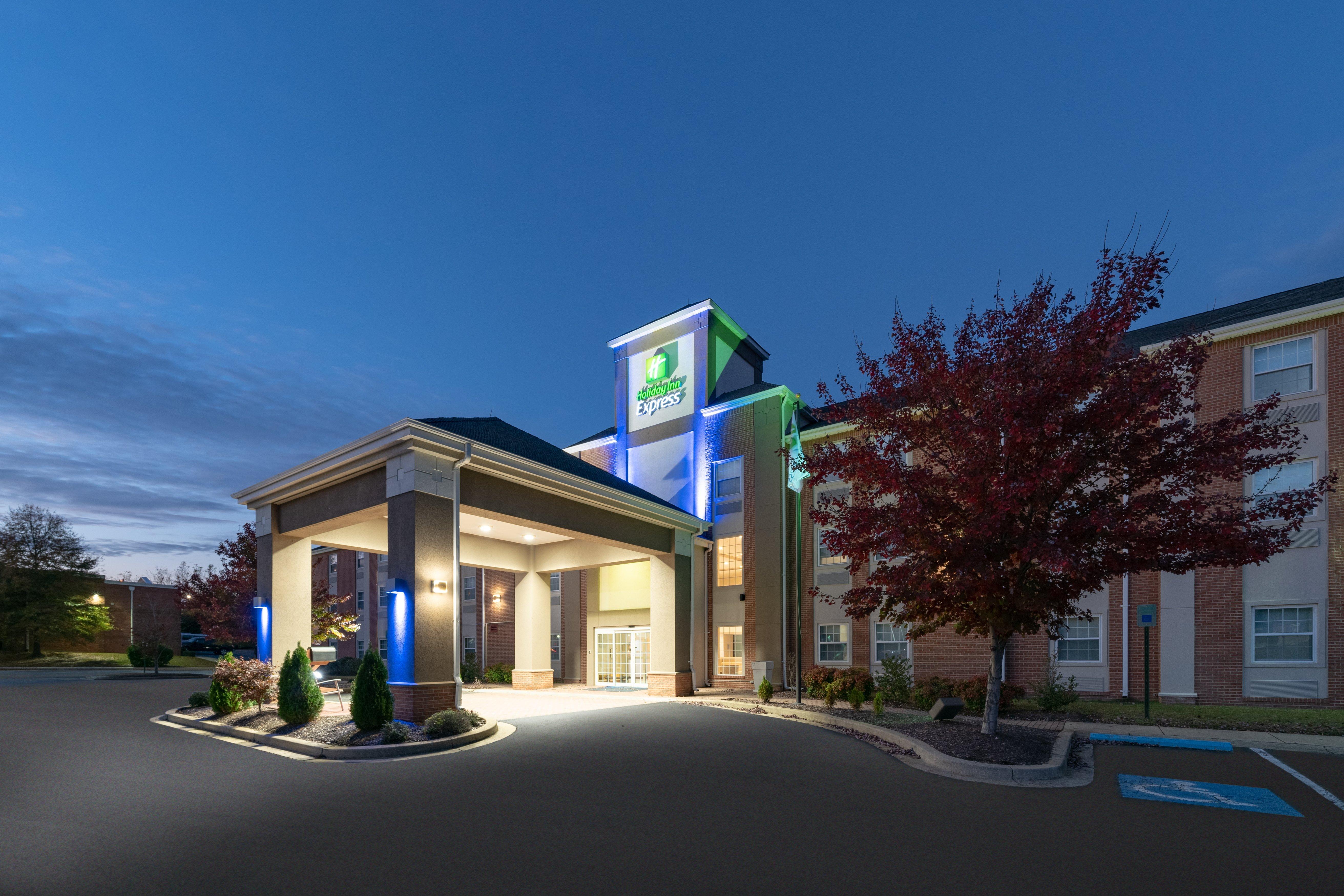 Holiday Inn Express Prince Frederick By Ihg Extérieur photo