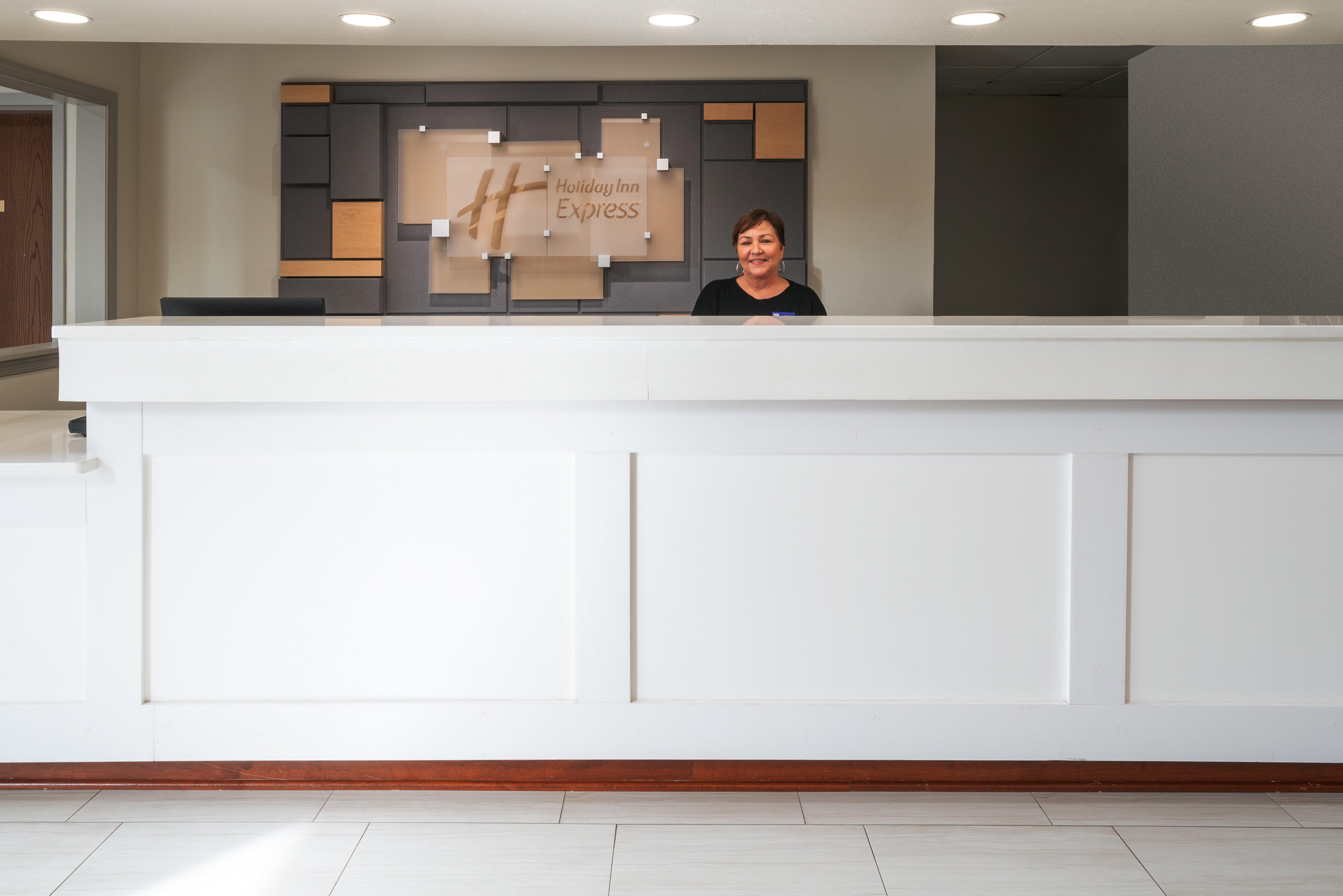 Holiday Inn Express Prince Frederick By Ihg Extérieur photo