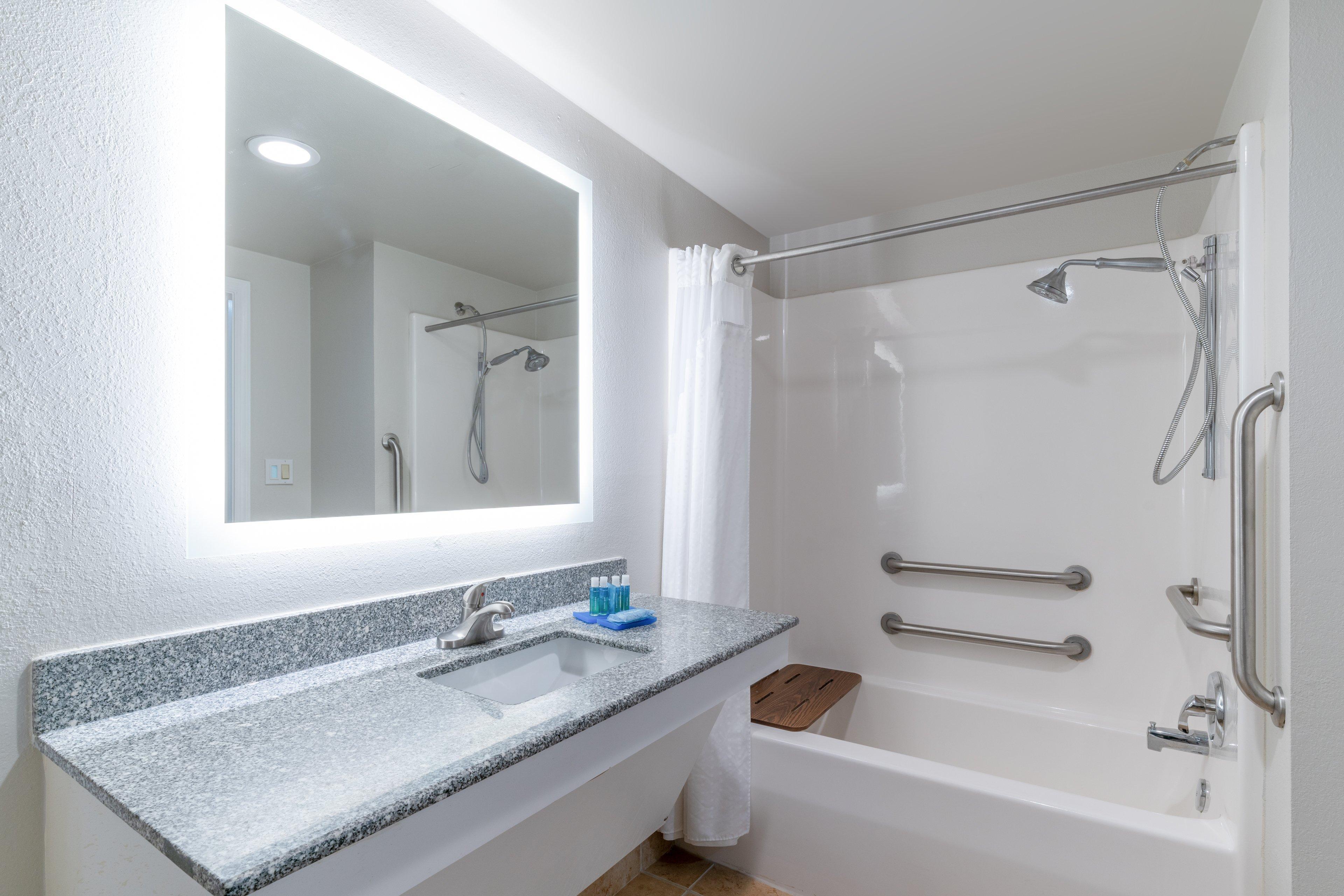 Holiday Inn Express Prince Frederick By Ihg Extérieur photo
