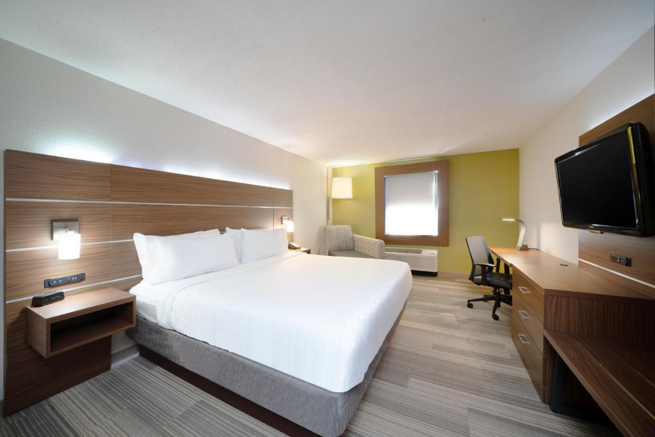Holiday Inn Express Prince Frederick By Ihg Extérieur photo